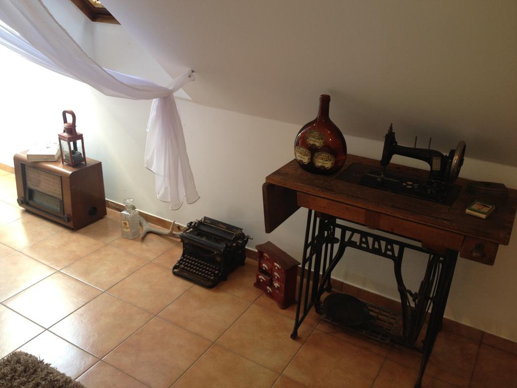 Habansky Dum Hotel Dolni Vestonice Luaran gambar